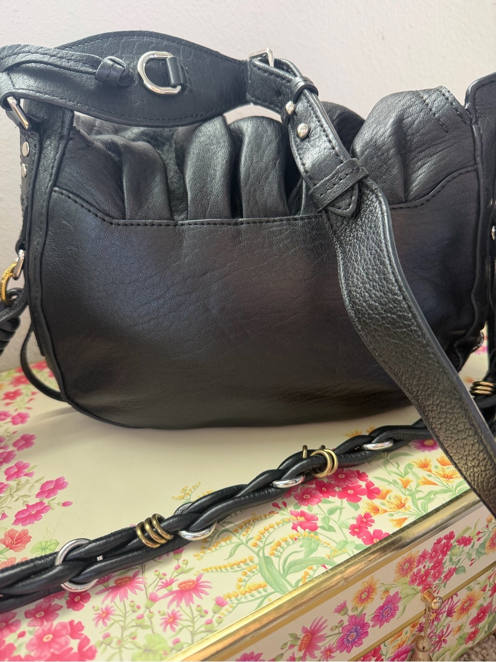 Isabel Marant bolton bubble leather shoulder bag - Picture 8 of 16